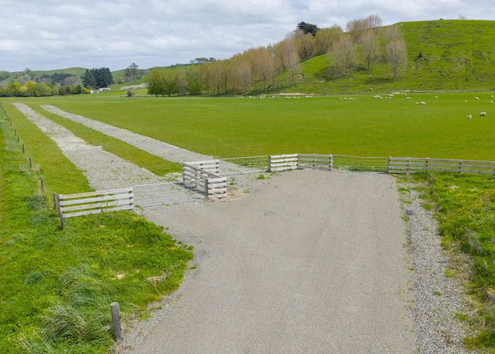  at 643 a and b Pohangina Road, Ashhurst, Palmerston North, Manawatu / Whanganui