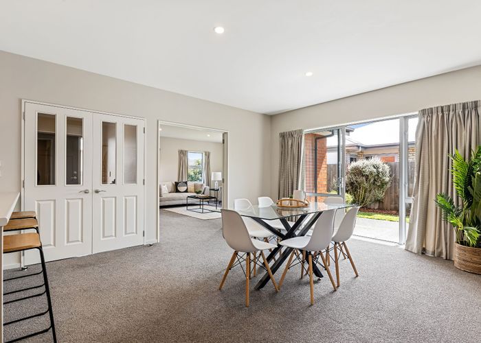  at 15 St Peters Close, Woolston, Christchurch