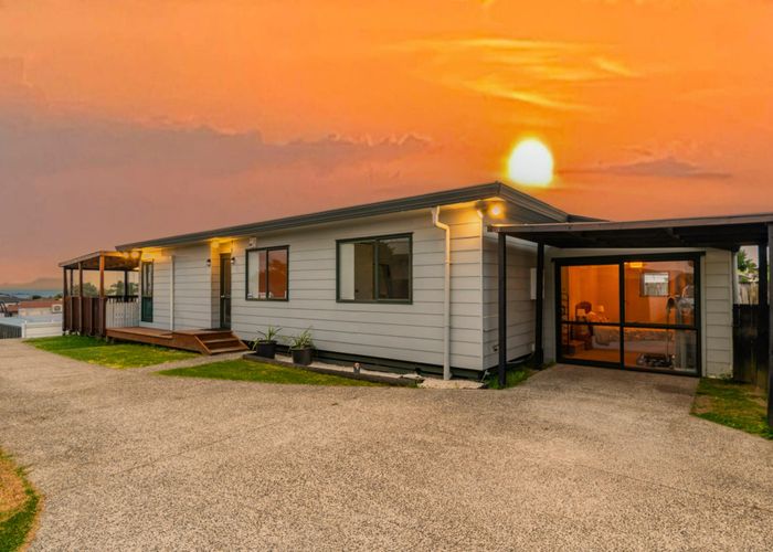  at 2/43 Templeton Place, Clendon Park, Manukau City, Auckland