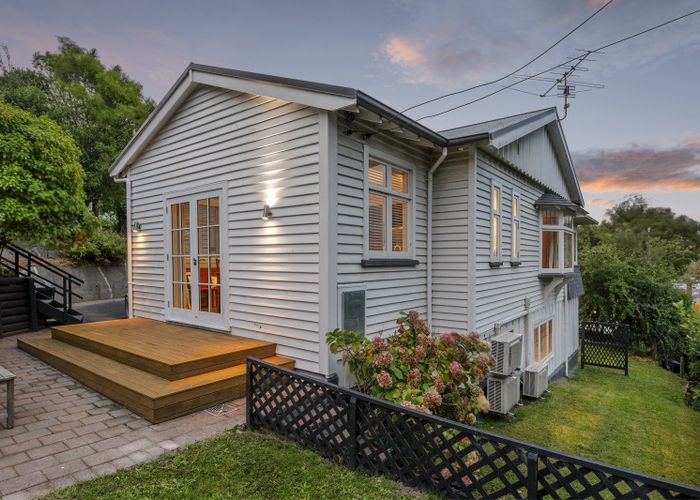  at 5 Merlewood Avenue, Cashmere, Christchurch City, Canterbury