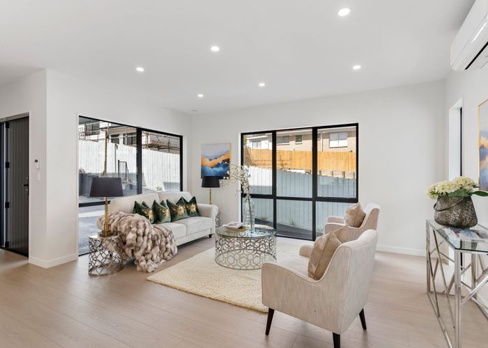  at 17 Kathleen Street, Totara Vale, Auckland