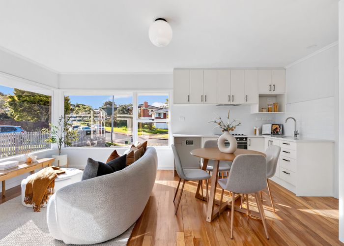  at 34 Evelyn Place, Hillcrest, North Shore City, Auckland
