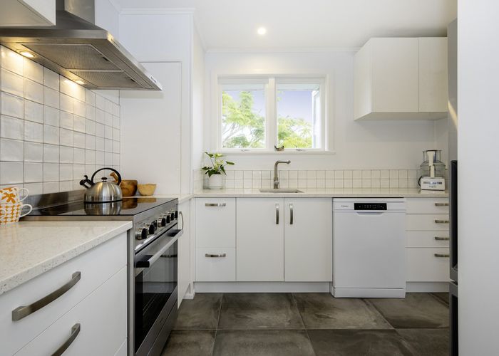  at 3/19 Gowing Drive, Meadowbank, Auckland