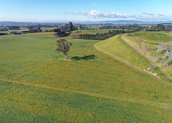  at 41 McNaughten Rd, Waiuku, Franklin, Auckland