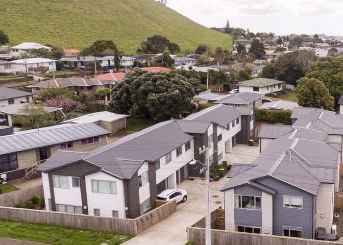  at 169c Wallace Rd, Mangere Bridge, Manukau City, Auckland