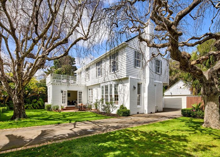 Free property data for 2 Hautana Square, Woburn, Lower Hutt homes.co.nz