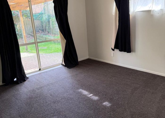  at 62 Sandwick Drive, Weymouth, Manukau City, Auckland