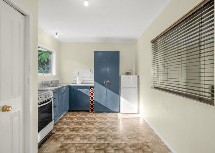  at 43 Sunnyview Drive, Brown Owl, Upper Hutt, Wellington