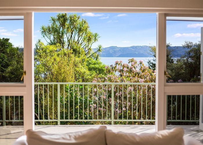  at 20 Mahina Road, Mahina Bay, Lower Hutt