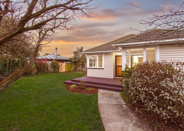  at 12 Wildwood Avenue, Wainoni, Christchurch