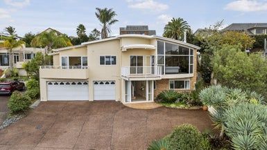  at 9 Constable Lane, West Harbour, Auckland