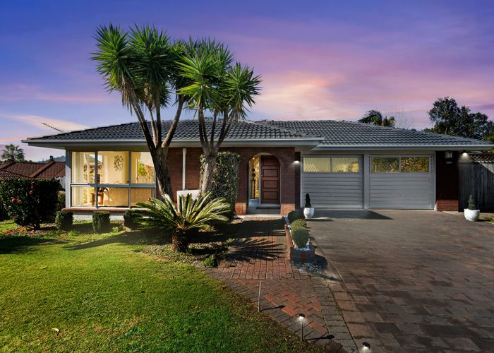  at 13 Carriage Close, Northpark, Manukau City, Auckland