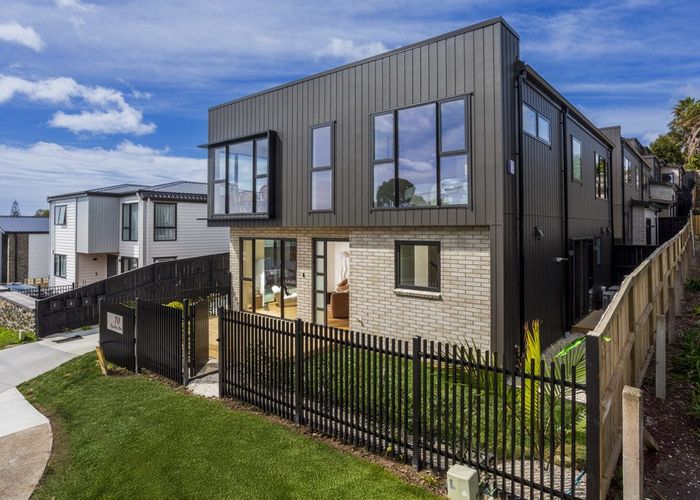  at 10A Agathis Avenue, Mairangi Bay, North Shore City, Auckland