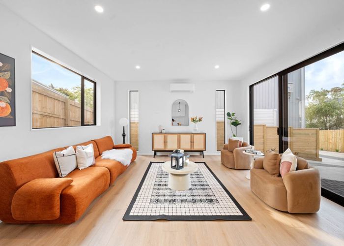  at Lot 3 / 5 Raphael Place, West Harbour, Waitakere City, Auckland