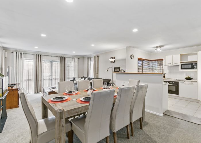  at 76 Sheriff Place, Randwick Park, Auckland