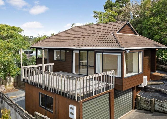  at 1/9 Relko Crescent, Torbay, Auckland