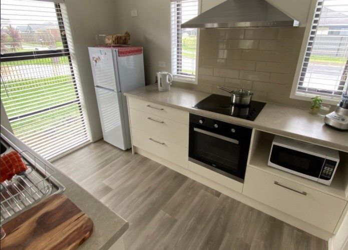  at 7 Ladeira Place, Glenview, Hamilton, Waikato