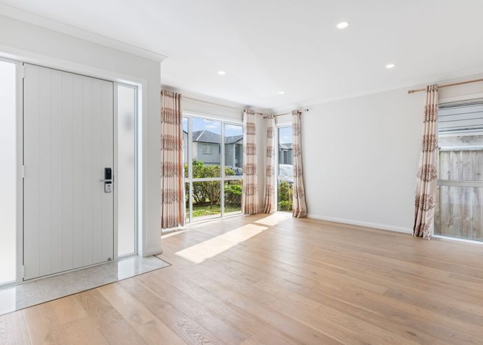  at 21 Frisken Road, Flat Bush, Manukau City, Auckland