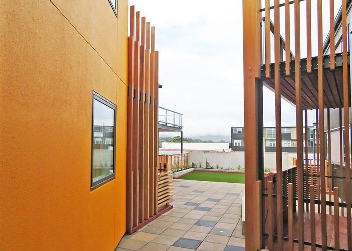  at 207/321 Jackson Street, Petone, Lower Hutt