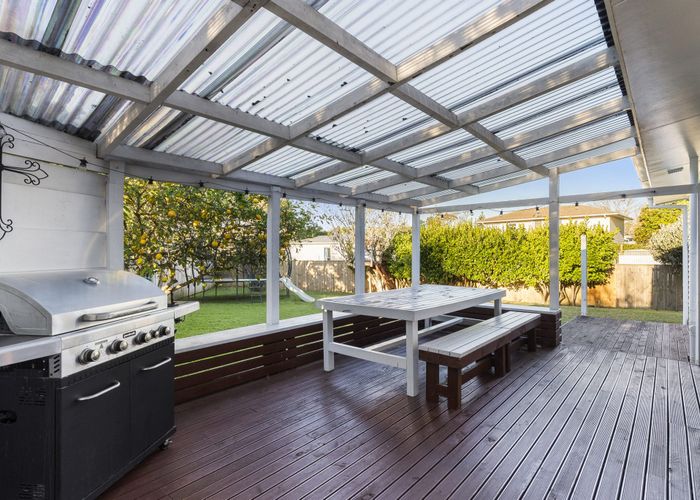  at 24 Mandarin Place, Half Moon Bay, Manukau City, Auckland