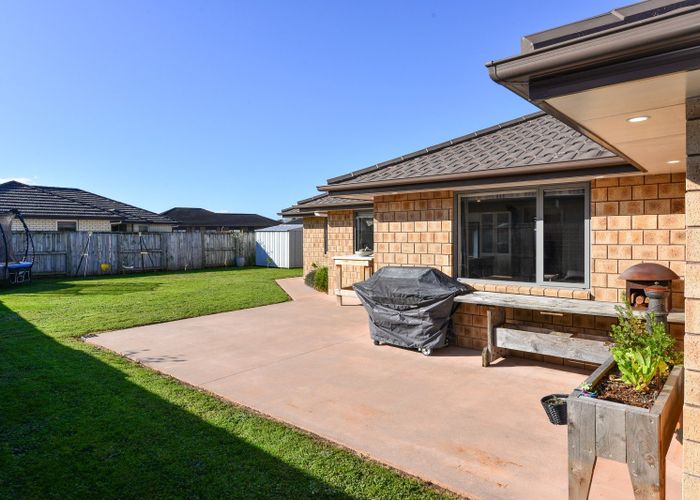 at 50 Cumberland Drive, Flagstaff, Hamilton