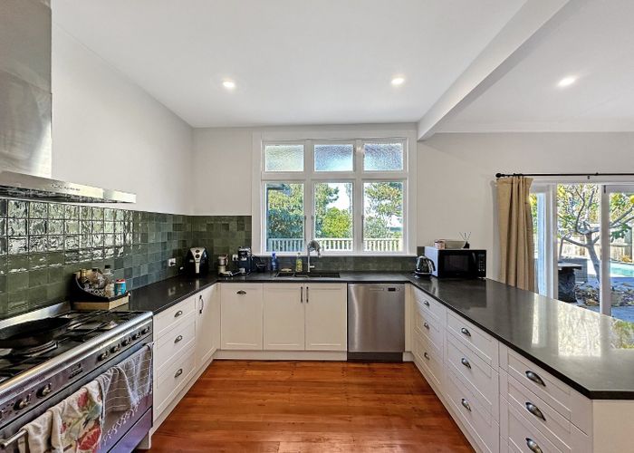 at 18 Maxwell Avenue, Durie Hill, Whanganui, Manawatu / Whanganui