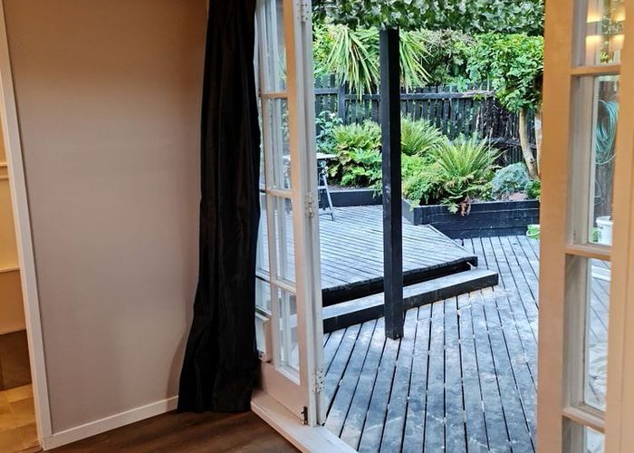  at 140L Ireland Road, Mount Wellington, Auckland