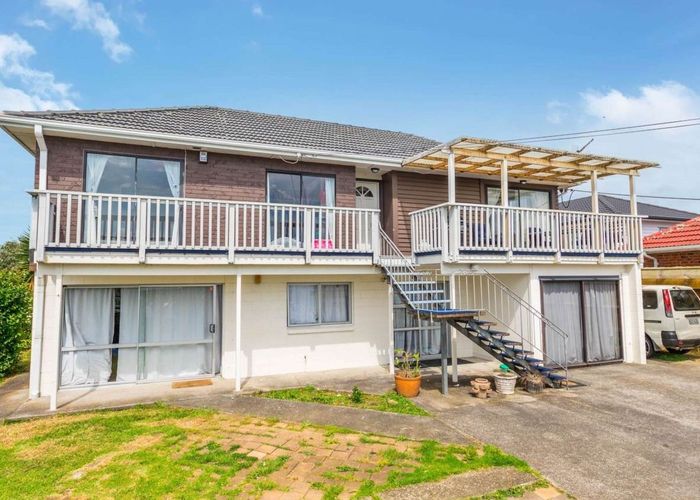  at 1/424 Old Te Atatu Road, Te Atatū Peninsula, Auckland