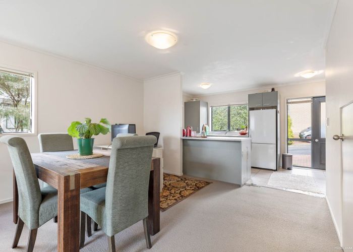  at 12/55 Verbena Road, Birkdale, North Shore City, Auckland