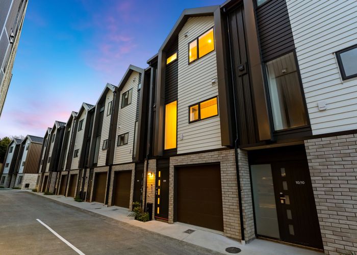  at 10 Meadowbank Road, Meadowbank, Auckland City, Auckland