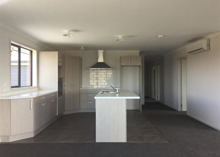  at 4 Jack Rise, Grandview Heights, Hamilton, Waikato