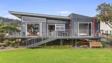  at 19 Seaview Avenue, Te Puru, Thames