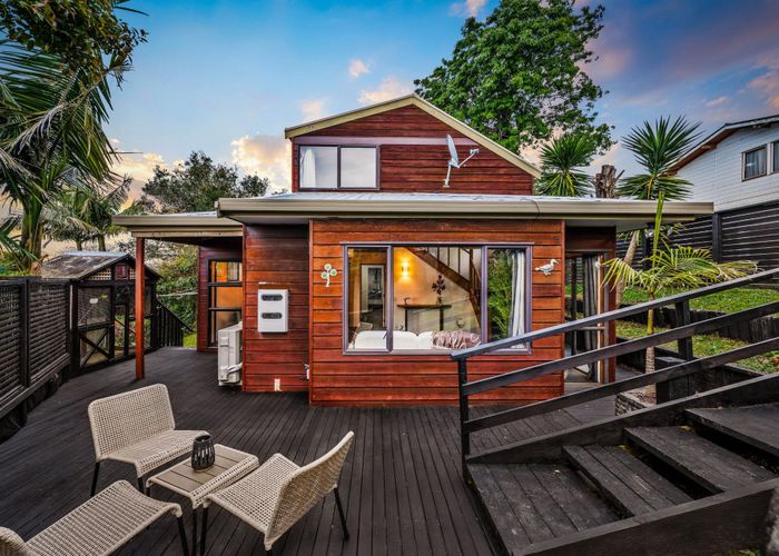  at 1/86 Waimumu Road, Massey, Waitakere City, Auckland