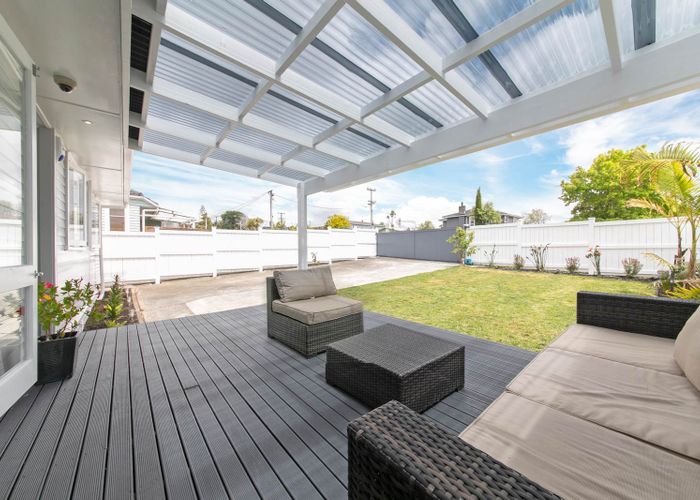  at 103 Roberts Road, Te Atatu South, Auckland