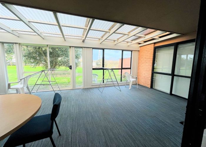  at 423 Porchester Road, Randwick Park, Auckland