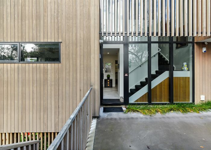  at 576C Grey Street, Hamilton East, Hamilton