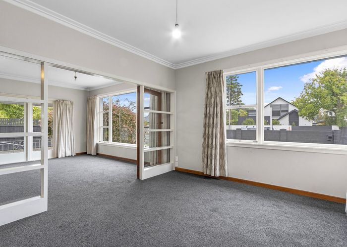 For rent 122 Glandovey Road, Fendalton, Christchurch City, Canterbury