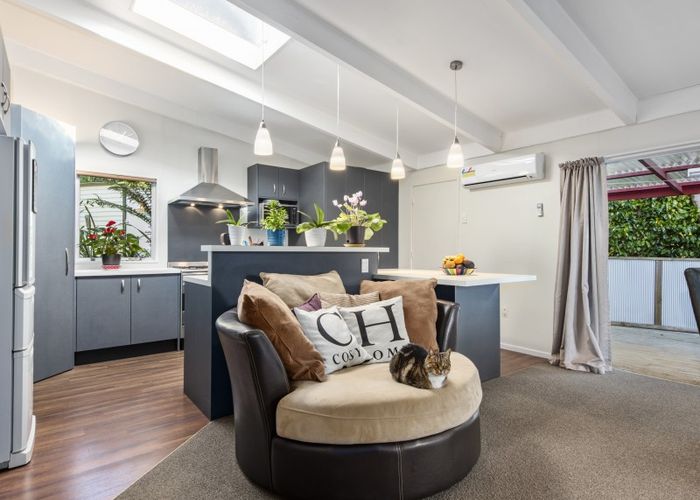  at 70 Wyndham Road, Pinehaven, Upper Hutt