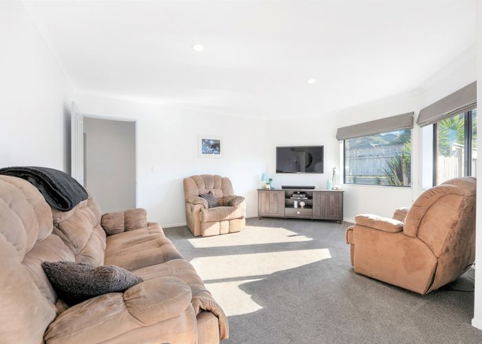  at 64 Percy Kinsman Crescent, Riverstone Terraces, Upper Hutt
