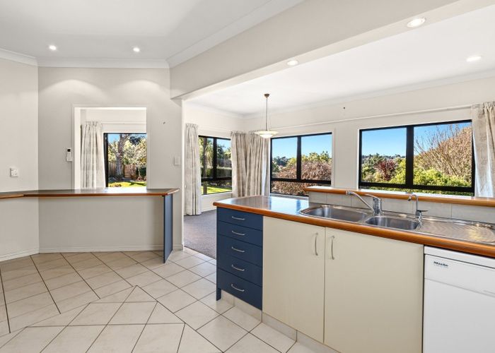  at 92 Bethlehem Heights, Bethlehem, Tauranga