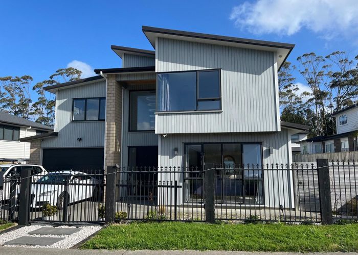  at 64 Mettam Drive, Swanson, Waitakere City, Auckland