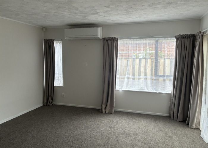  at 1/383 Blockhouse Bay Road, Blockhouse Bay, Auckland City, Auckland