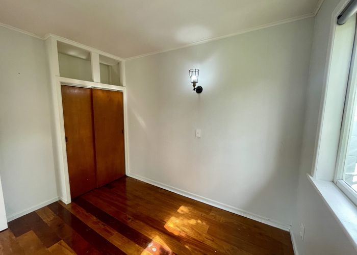  at 5/1710 Great North Road, Avondale, Auckland City, Auckland