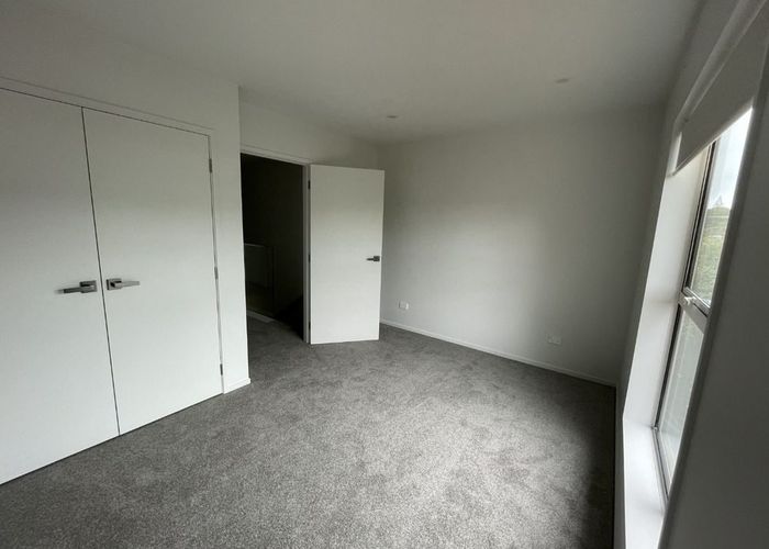  at Sunnynook, North Shore City, Auckland