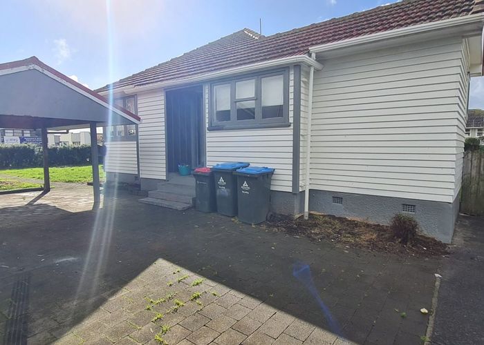  at 43 Miranda Street, Avondale, Auckland City, Auckland