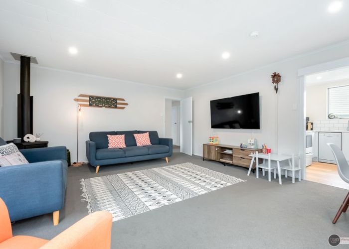  at 187B Major Drive, Kelson, Lower Hutt