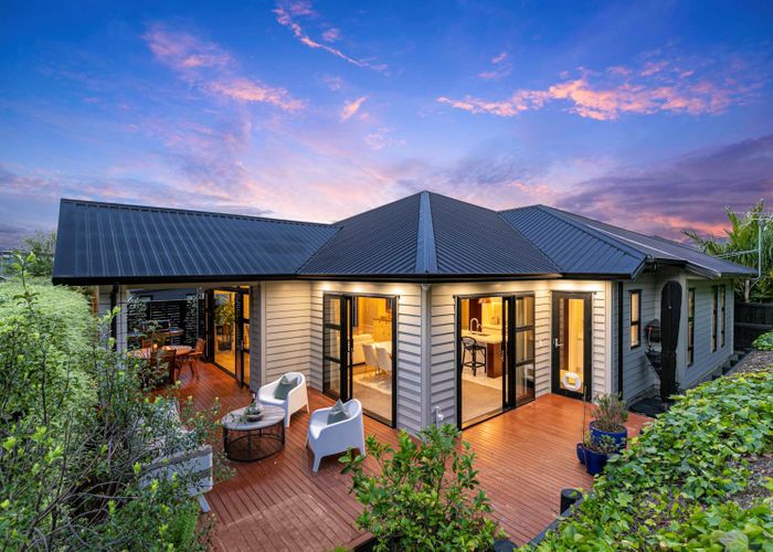  at 17 Colonial Drive, Silverdale, Silverdale