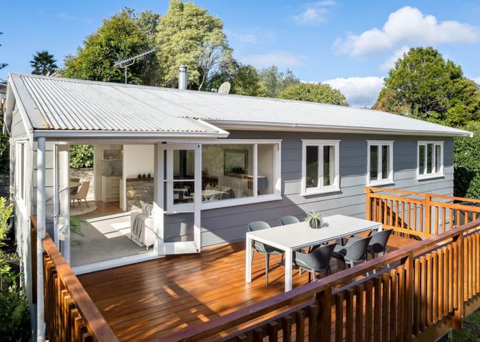  at 9 Hellyers Street, Birkdale, North Shore City, Auckland
