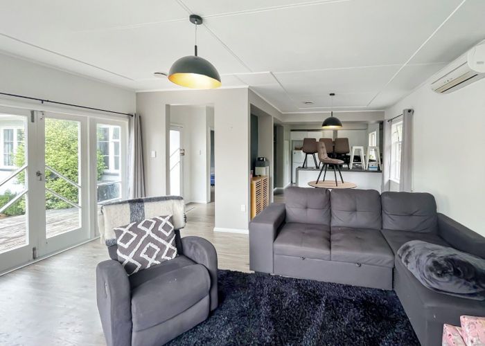  at 16  York Street, Feilding, Manawatu, Manawatu / Whanganui