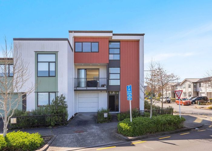  at 1 Bonnette Road, Flat Bush, Manukau City, Auckland